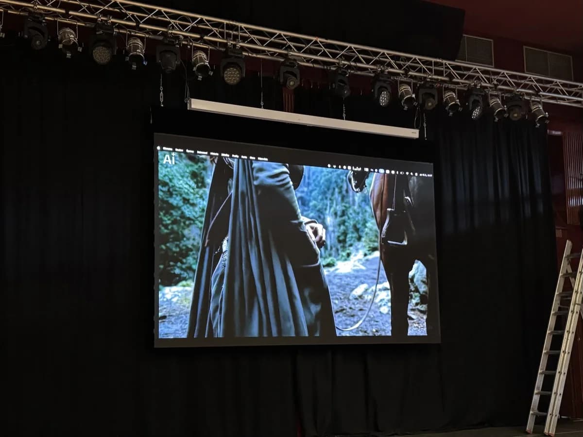 LED Wall in the Main Hall of the Rakovnik Cultural Center - photo 4