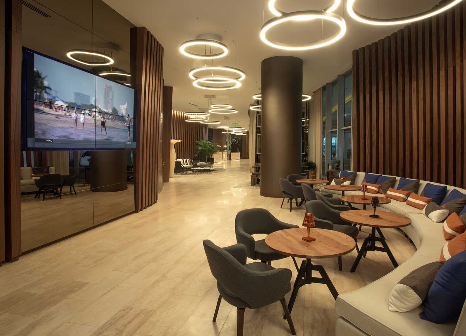 3. RESTAURANTS AND HOTELS 18