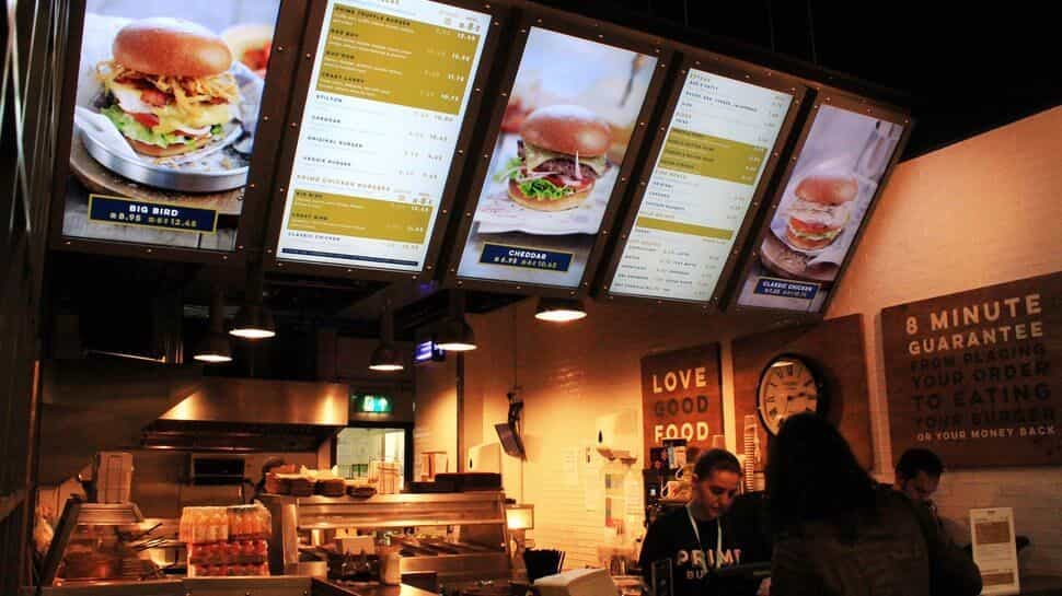 3. RESTAURANTS AND HOTELS 7